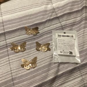 Cute gold butterfly clips